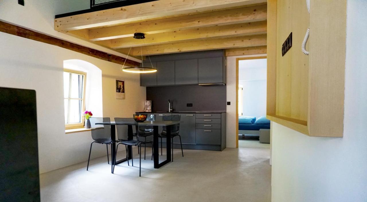 Mareinhof Vetzan-Apples,Apartment&More Silandro Bagian luar foto